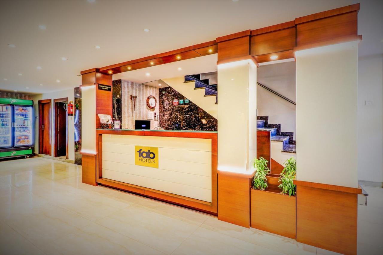 Fabhotel Sain Dass Kanpur Buitenkant foto