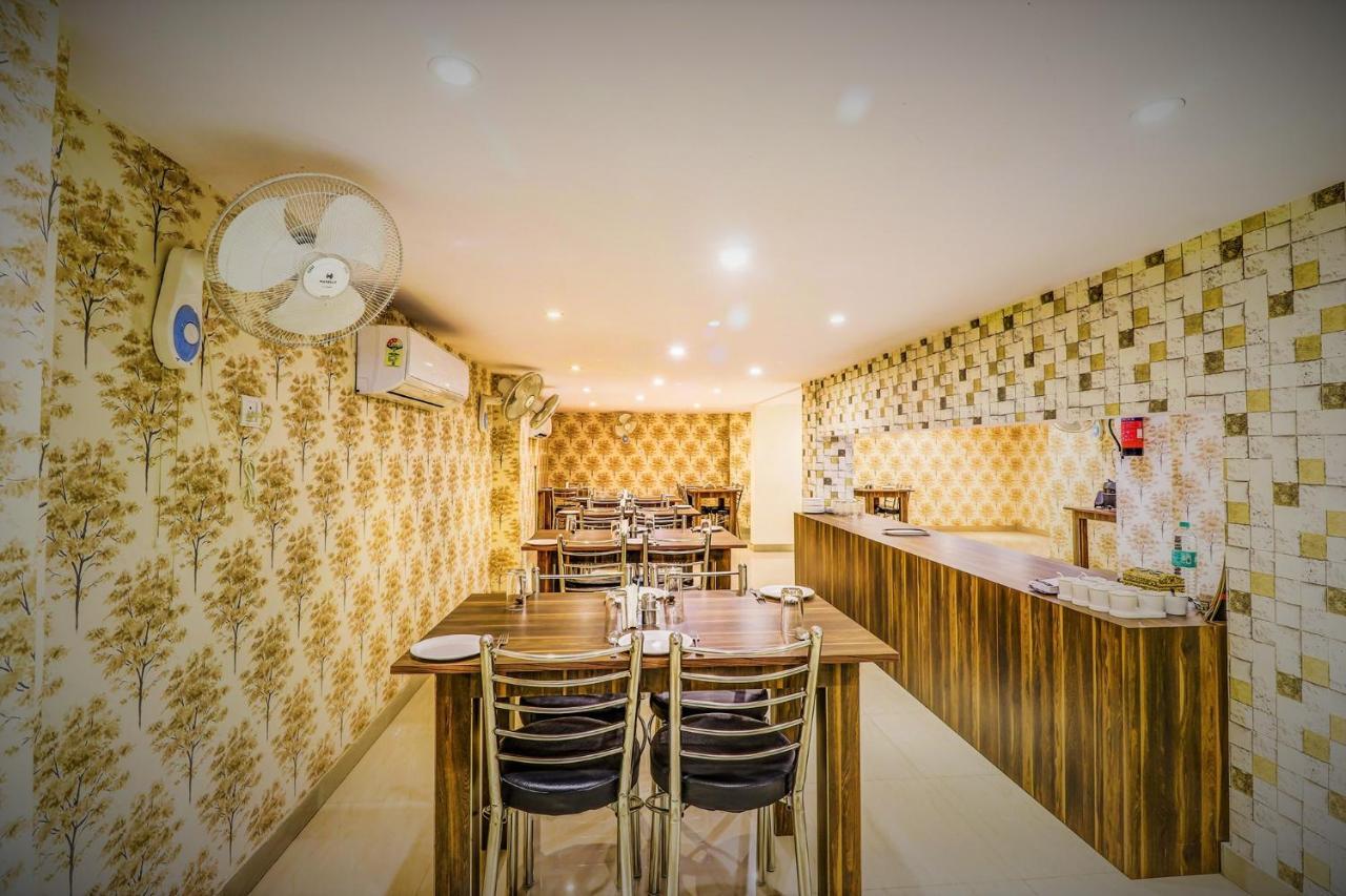 Fabhotel Sain Dass Kanpur Buitenkant foto