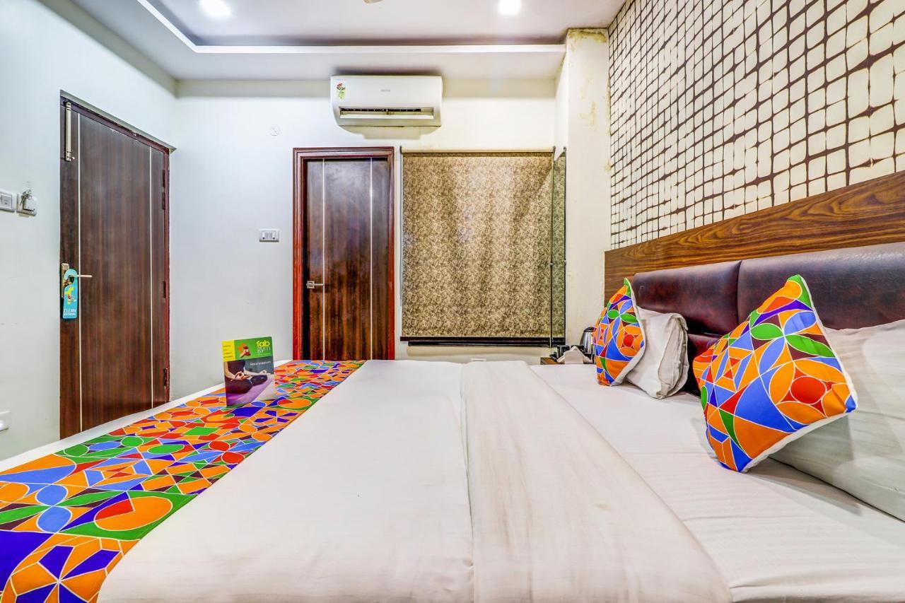 Fabhotel Sain Dass Kanpur Buitenkant foto